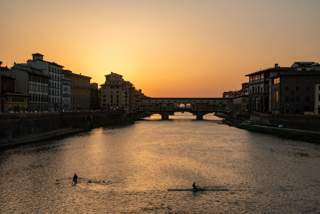 Coucher de soleil sur le ponte vecchio