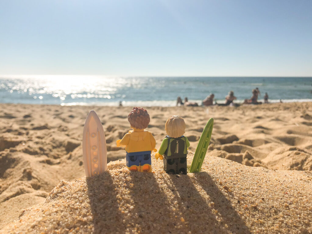 Retour des surfeurs Lego