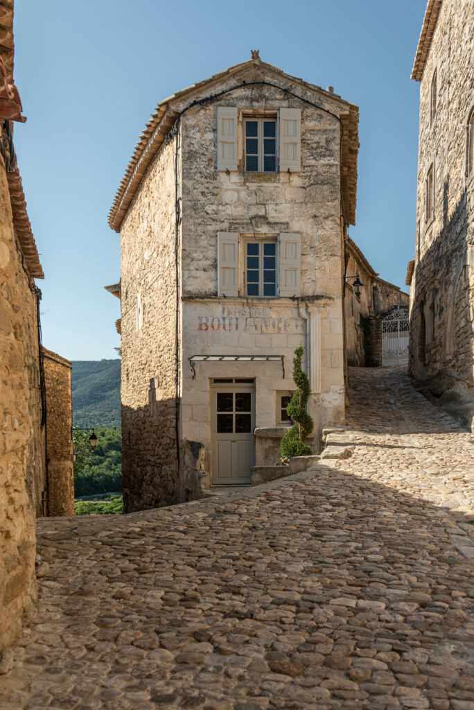 Lacoste - Luberon • Ancienne boulangerie